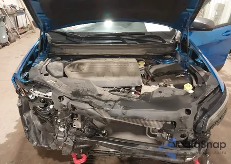 2021 Jeep Cherokee Trailhawk 4X4 из США, поврежденный, VIN 1C4PJMBX0MD253105